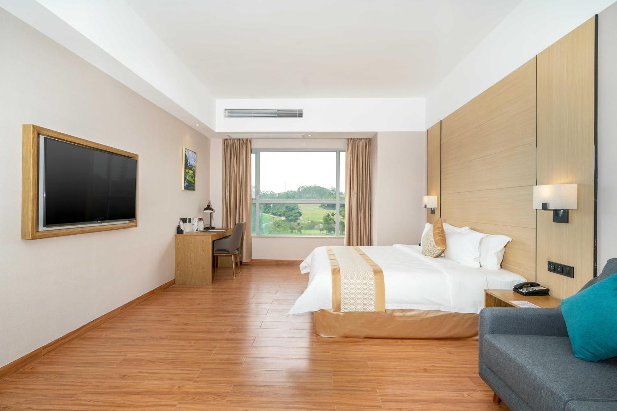 Phoenix Hill Hotel Dongguan - Golf Course Shop Exterior foto