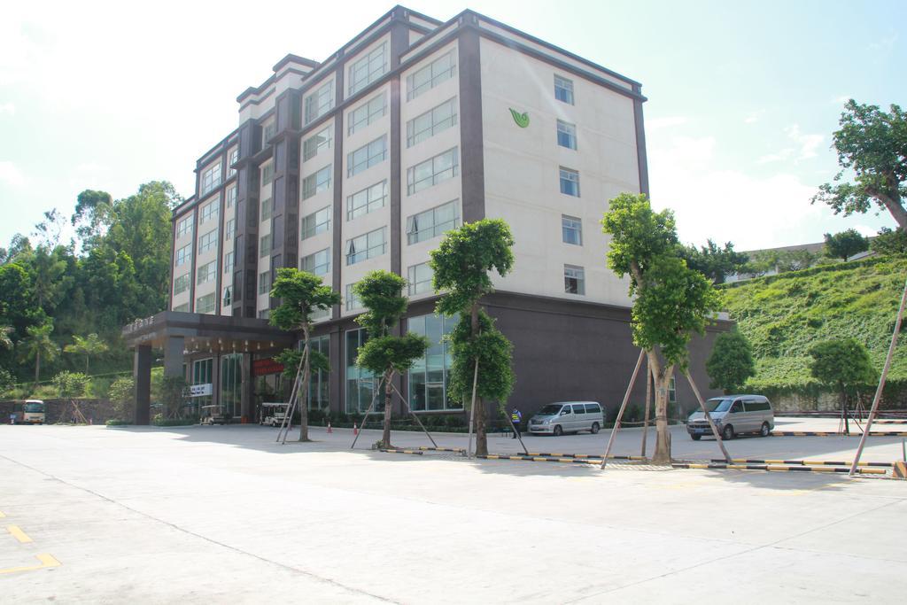 Phoenix Hill Hotel Dongguan - Golf Course Shop Exterior foto